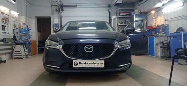 Mazda 6 установка Pandora DXL 4710, модуля RHM-03 BT, реле BTR-101 и замка капота